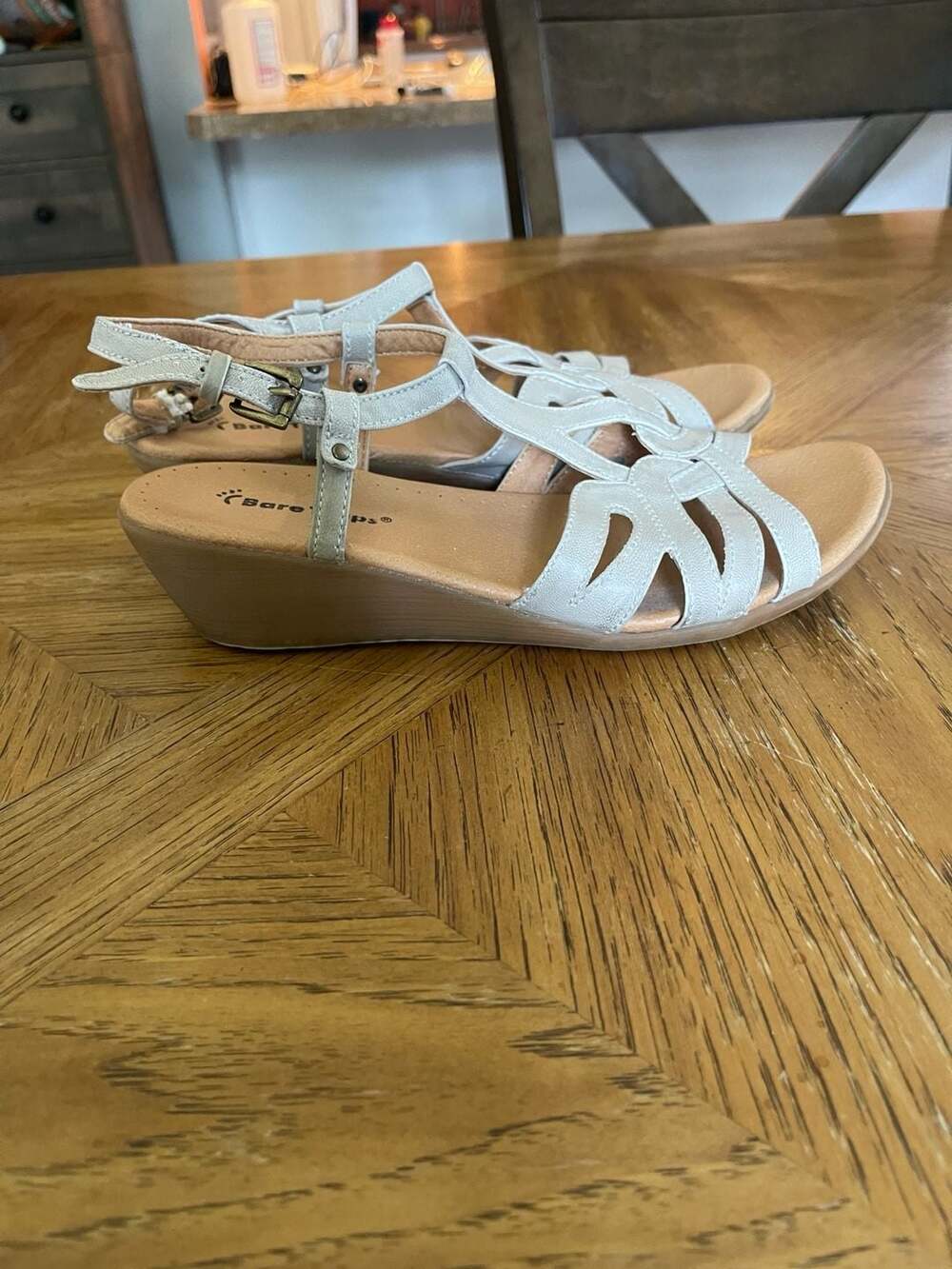 Bare Traps Messina Comfort Wedge Sandals Taupe Strappy Ankle Strap 8M - Picture 3 of 9